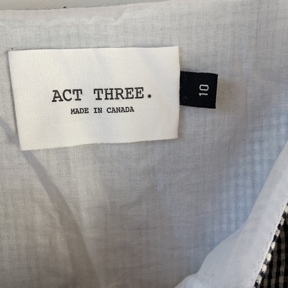 Summer dress - Picture 2 of 3